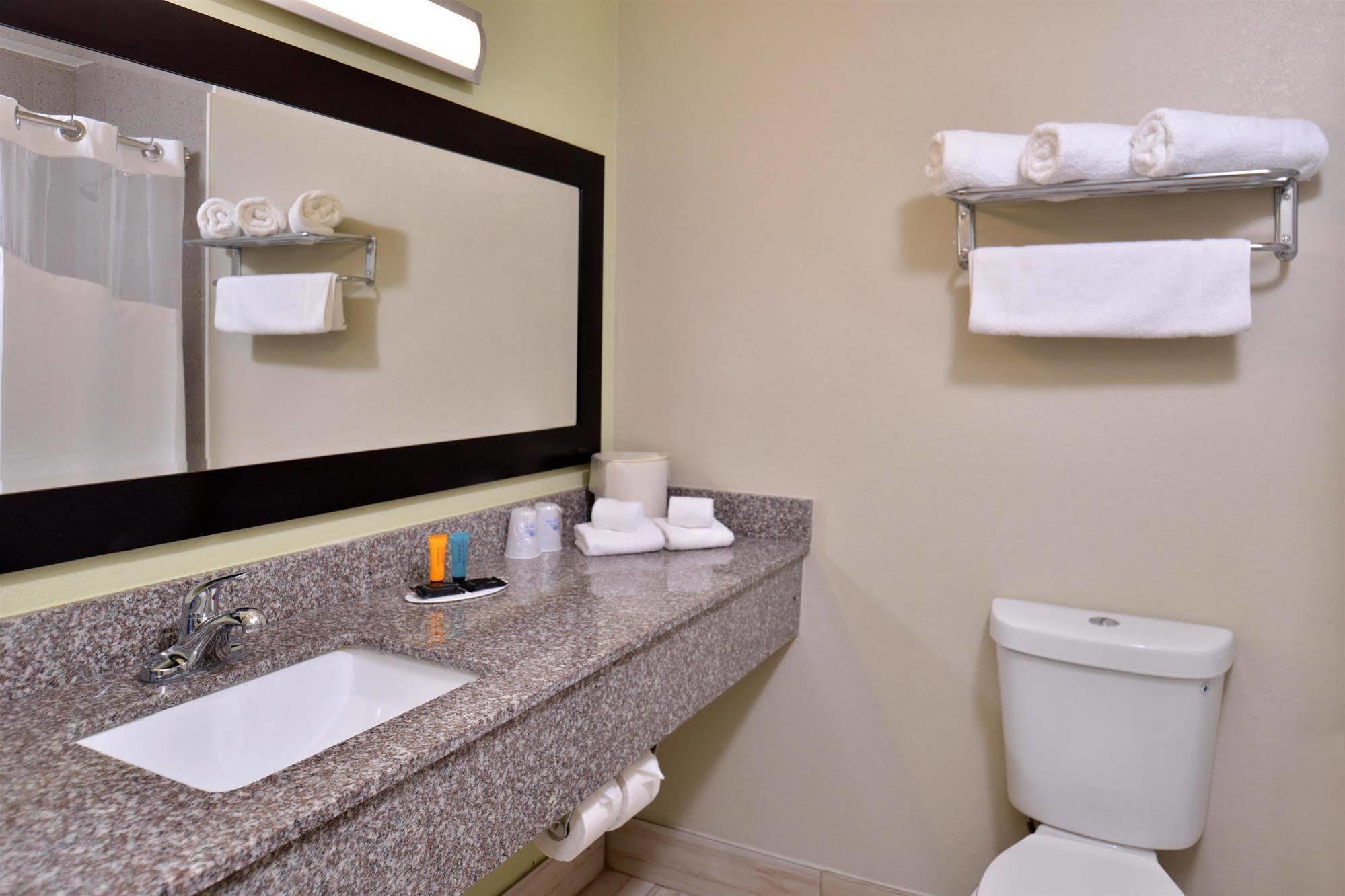 America'S Best Value Inn - Memphis Airport Ngoại thất bức ảnh