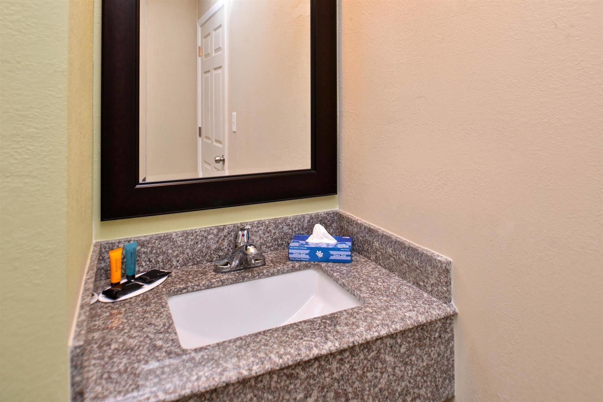 America'S Best Value Inn - Memphis Airport Ngoại thất bức ảnh